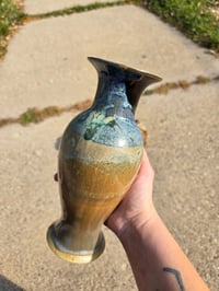 Image 4 of Horizion Vase