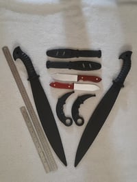 Image 3 of Espada Y Daga SUPER SET - 2  Barong Swords 2 Auminium Knives 2 Karambits 2 Sparring Knives