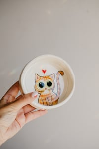 Image 8 of Comedero personalizado para mascotas, con el nombre y la ilustración de tu peludin