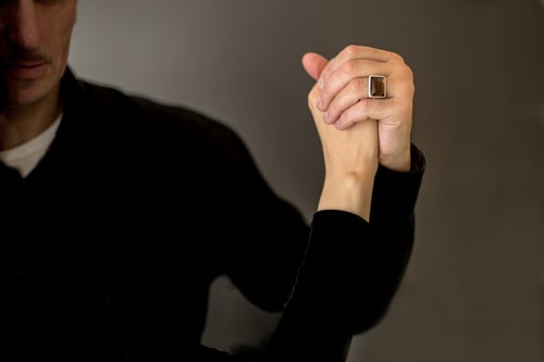 Image of "To be in balance" silver ring for men with smoky quartz  · EXAMINE AEQUATO ·