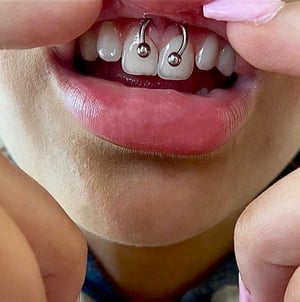 SMILEY PIERCING SERVICES