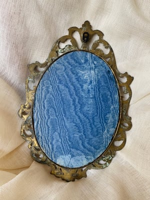 Image of Création unique : grand cadre avec coquillage Lambi