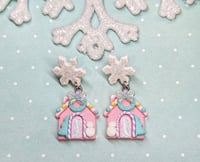 Pastel Gingerbread House 