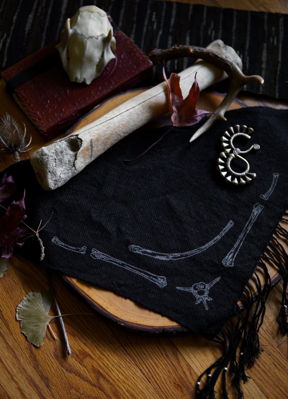 Image of Bone Print Kerchief - Black and White - 2