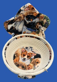 Image 1 of Handmade rope basket with Koozie
