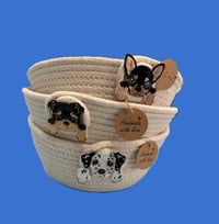 Image 2 of Handmade rope basket with dog 