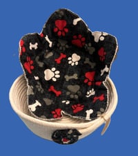 Image 1 of Handmade rope basket with koozie, dog paws/bones