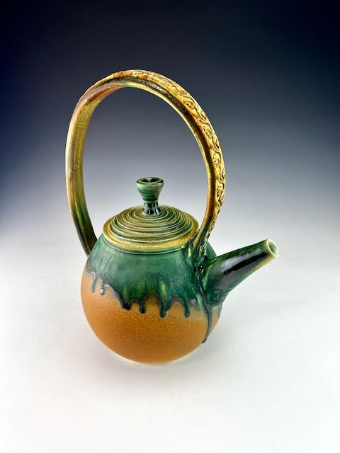 Image of Overhandle teapot (SHW)