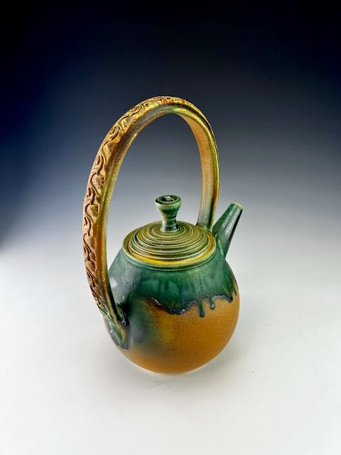 Image of Overhandle teapot (SHW)