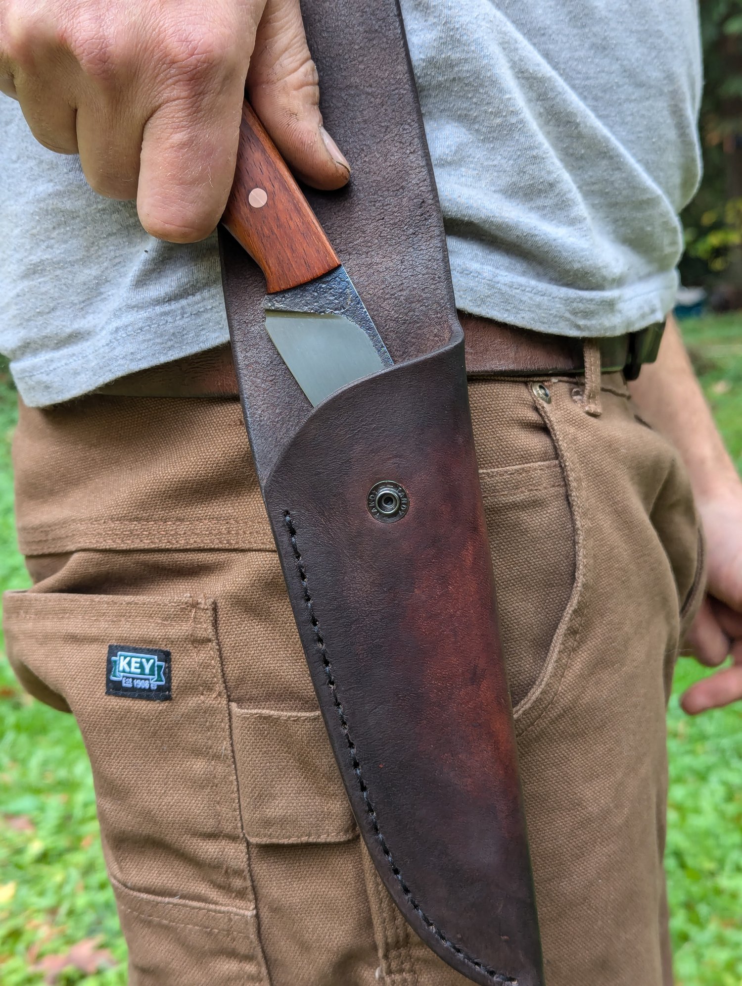 Image of Full-tang bushcraft knife 