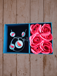 Image 3 of Kuffiyah Jewellery Set