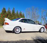 Image 2 of 1997 Honda Integra Type R