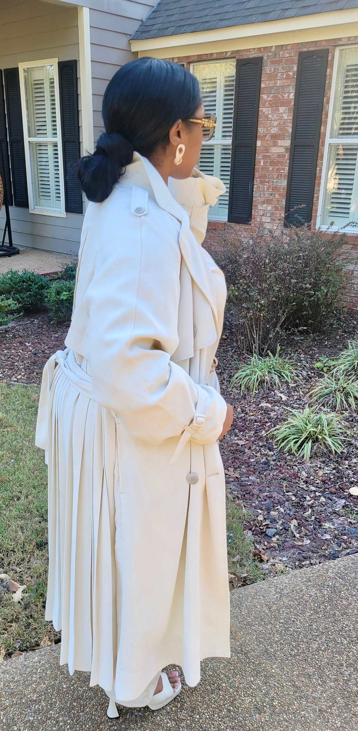 Image of Kingdom Business Trench 