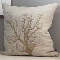 Image 1 of Coussin arbre gold