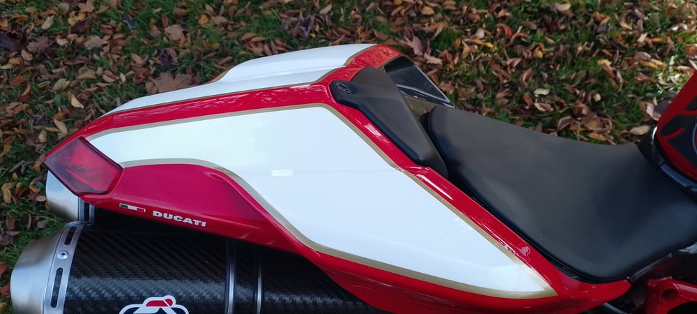 Ducati 1098r corsa