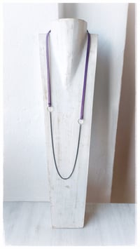 Image 4 of I FILI collana - CONTEMPORANEA Viola