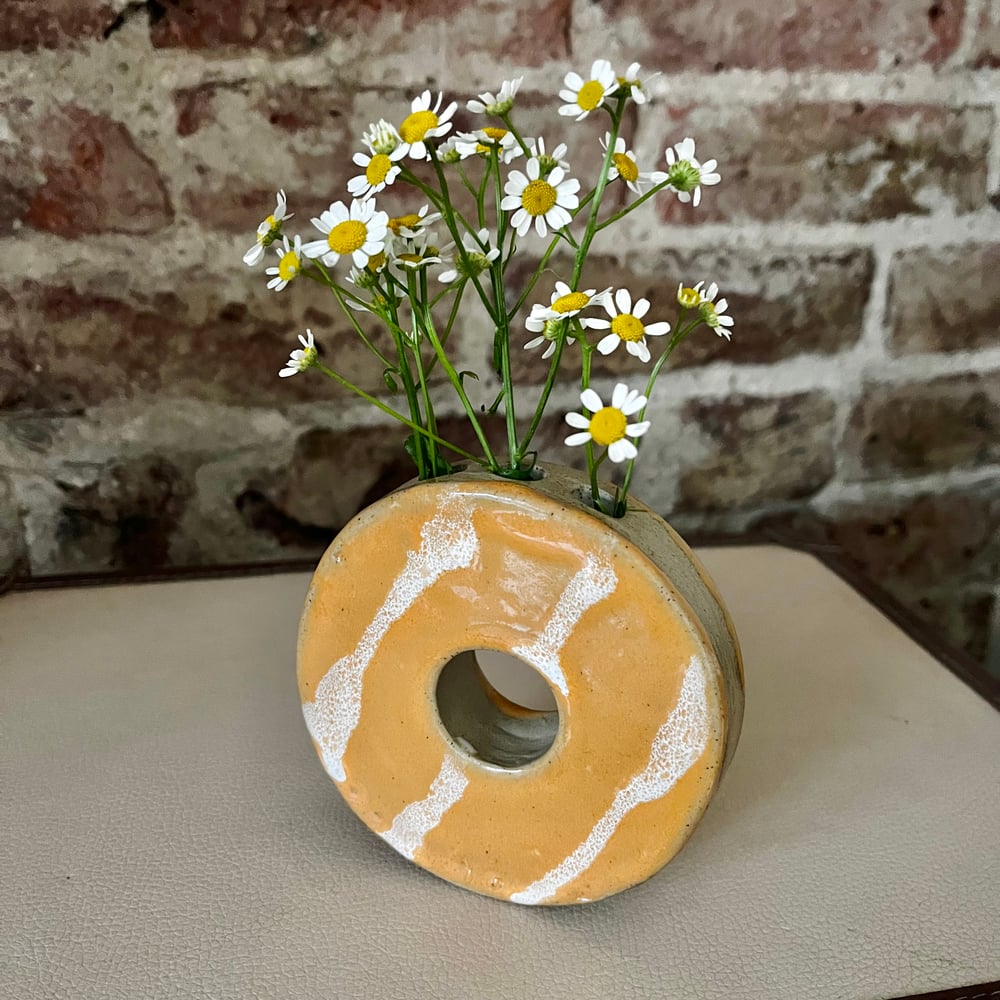 Image of Party Ring Vase