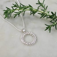 Image 3 of Chunky Wreath Necklace