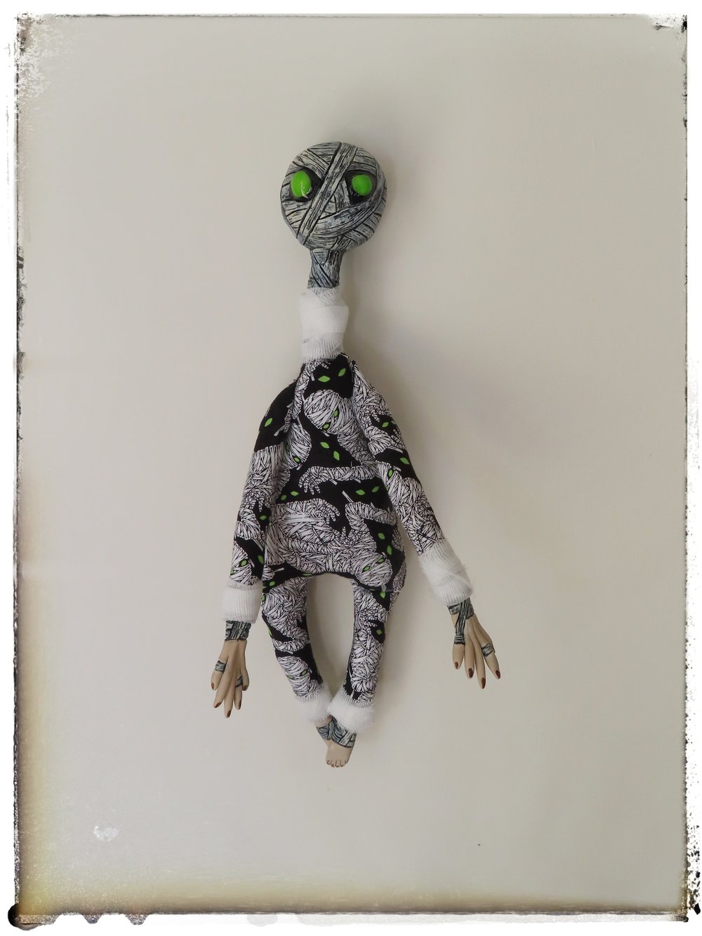Image of Wall Dolls Sale - HALLOWEEN 2024