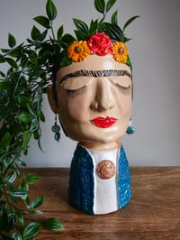 Image 1 of Frida inspired plan pot Iridescent Turquoise & Pearl