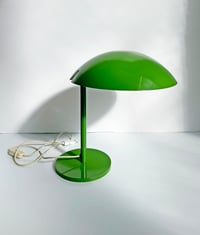 Image 2 of //RESERVADA//  LÁMPARA DE MESA EN COLOR VERDE, AÑOS 70