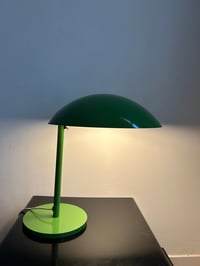 Image 10 of //RESERVADA//  LÁMPARA DE MESA EN COLOR VERDE, AÑOS 70