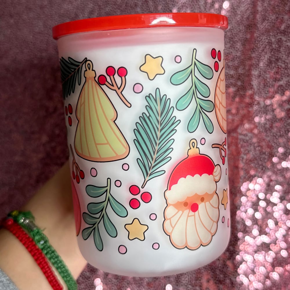 Image of Christmas Ornament Conchas 17oz Glass Mug🎅🎄