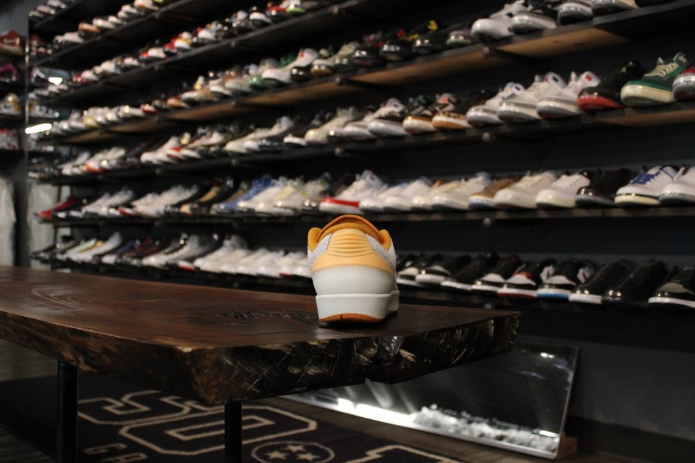 Air Jordan II (2) Low "Melon Tint"