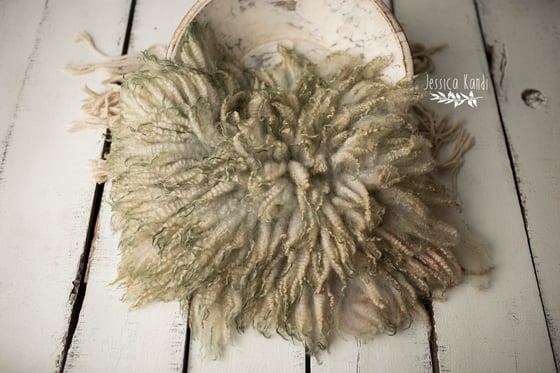 Image of Earthy Moss hand felted fur