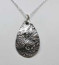 Image 1 of Silver Teardrop Textured Pendant (SJ046)