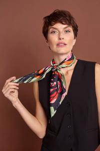 Image 2 of FLOWER POP Scarf