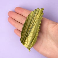 Image 2 of Chestnut Leaf Hair Claw