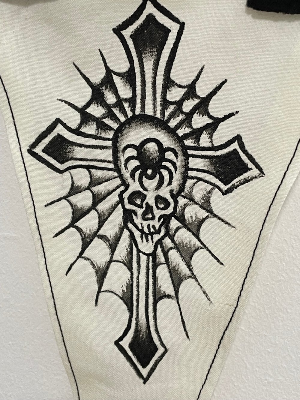 Image of Handmade skull cross spider flag