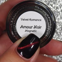 Image 13 of Amour Noir