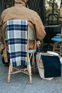 Image 1 de L'écharpe tartan gris