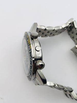 Image of Rare Ricoh World Timer GMT 61215A Sports Automatic Mens Watch,BLACK Dial.Mint Condition.Japan