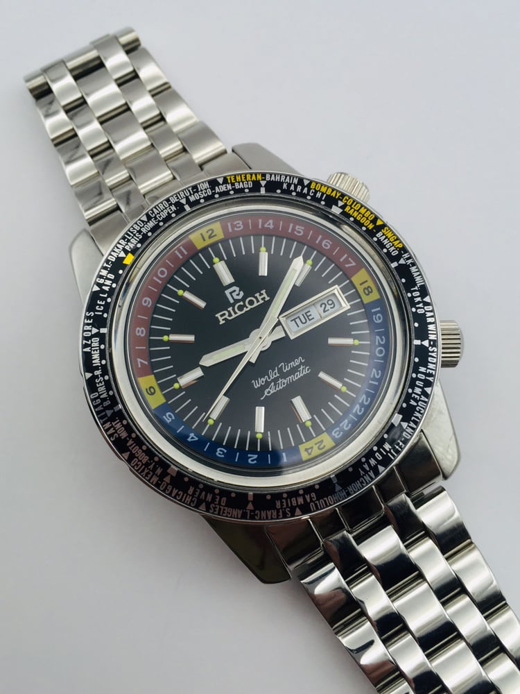 Image of Rare Ricoh World Timer GMT 61215A Sports Automatic Mens Watch,BLACK Dial.Mint Condition.Japan