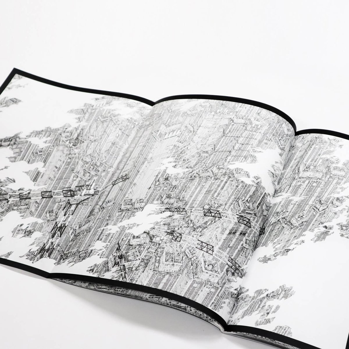 Beyond the Lines di Daisuke Tajima
