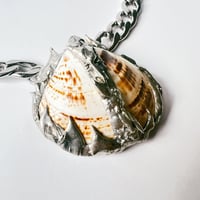 Image 4 of Collier coquillage “Damona”  
