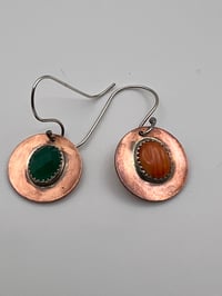 Image 2 of Copper Disc Earrings with Green Onyx and Spiny Oyster
