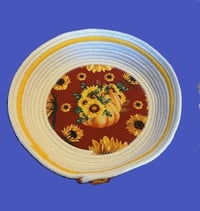 Image 1 of Handmade rope pie pan holder