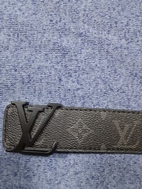 Image 4 of LV Logo Black