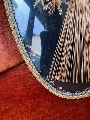 Image of Très grand cadre ovale avec fleurs séchées