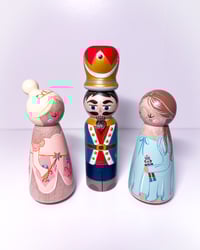 Image 2 of Nutcracker Set