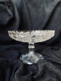 Image 3 of Coupe ancienne en verre 