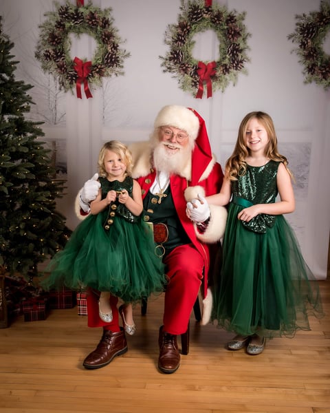 Image of Photos, Hot Cocoa and Cookies with Santa!