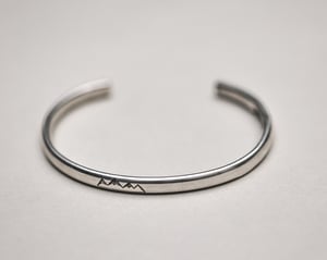 Image of *SALE - WAS £185* Men's silver 'Wilderness' bangle (medium weight)