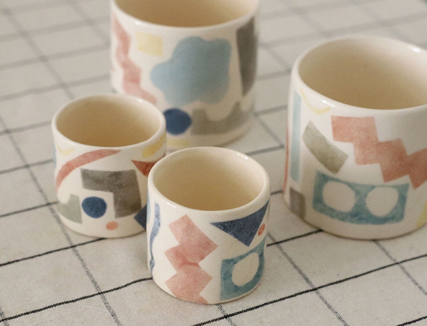 Image of COLOR SHAPES CUP