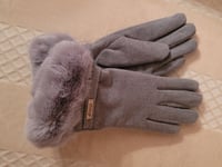 Image 2 of Faux Fur Gloves