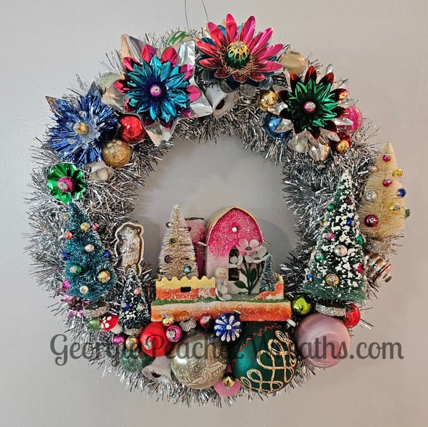 Image of Vintage Shiny & Brite Christmas Wreath 2441 - 13" diameter